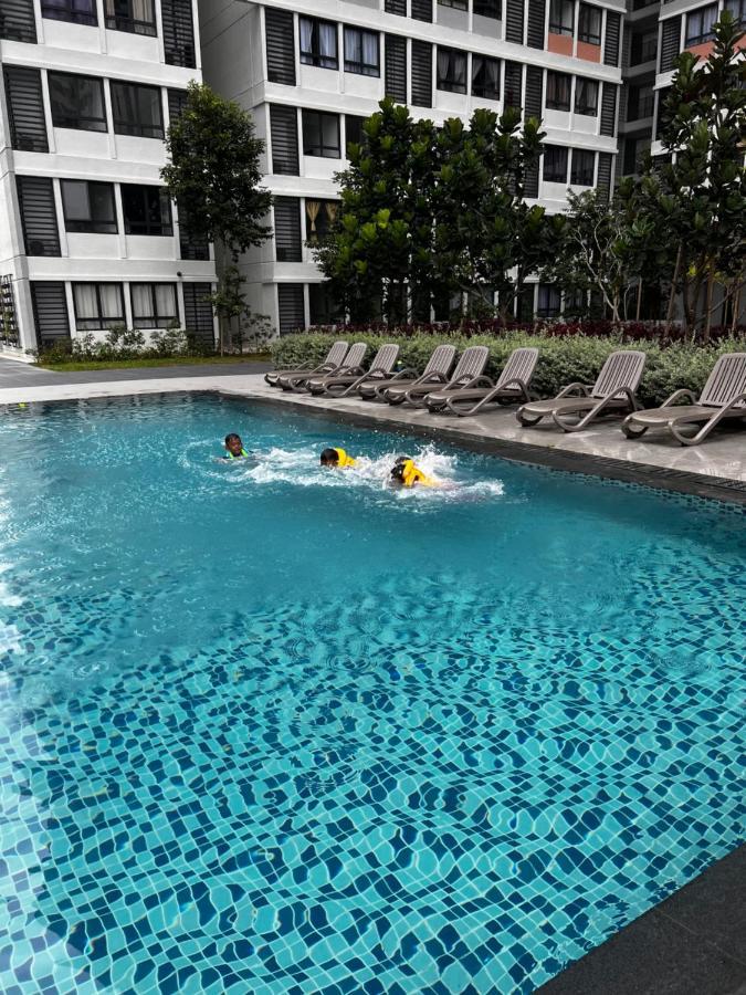 Jugi Suite @ Horizon Sepang Klia Екстер'єр фото